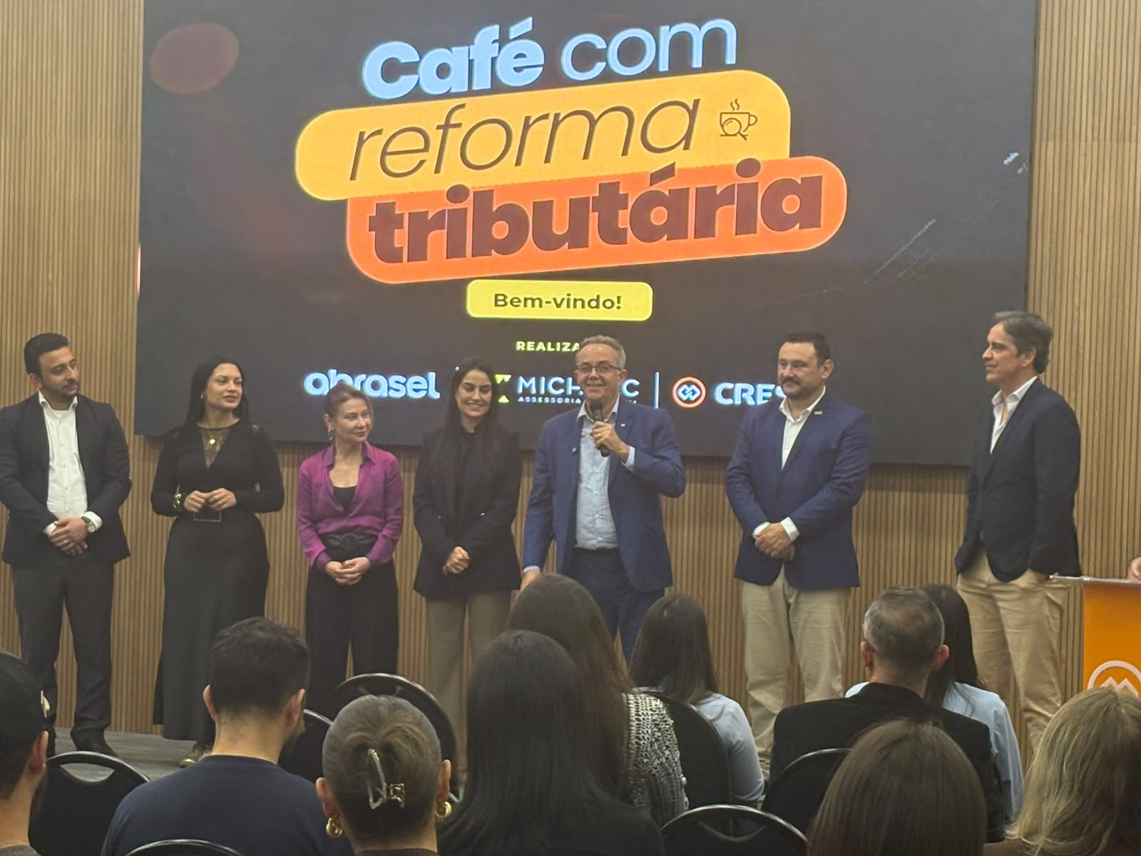 Em Guarapuava, secretário de Turismo reforça importância da gastronomia enquanto empresários discutem reforma tributária