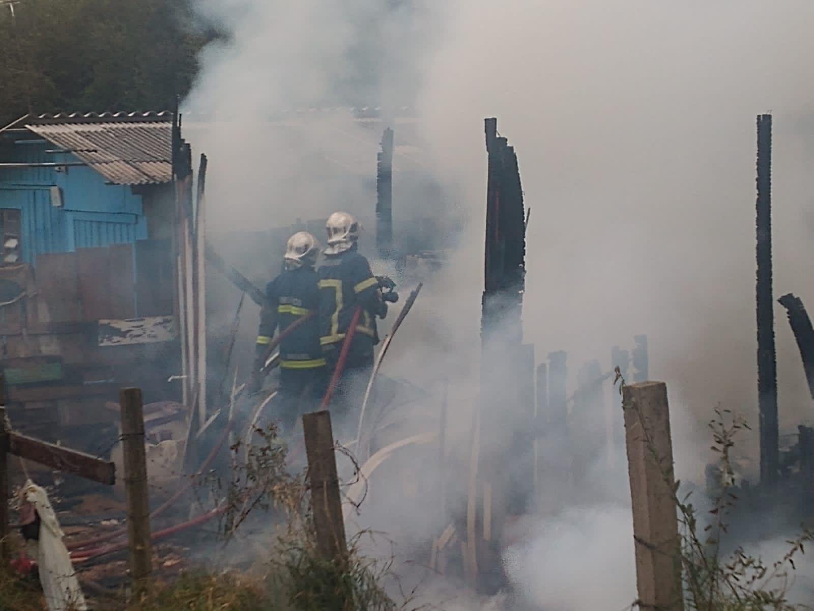 Homem coloca fogo em residência por não aceitar o fim do relacionamento, em Guarapuava 