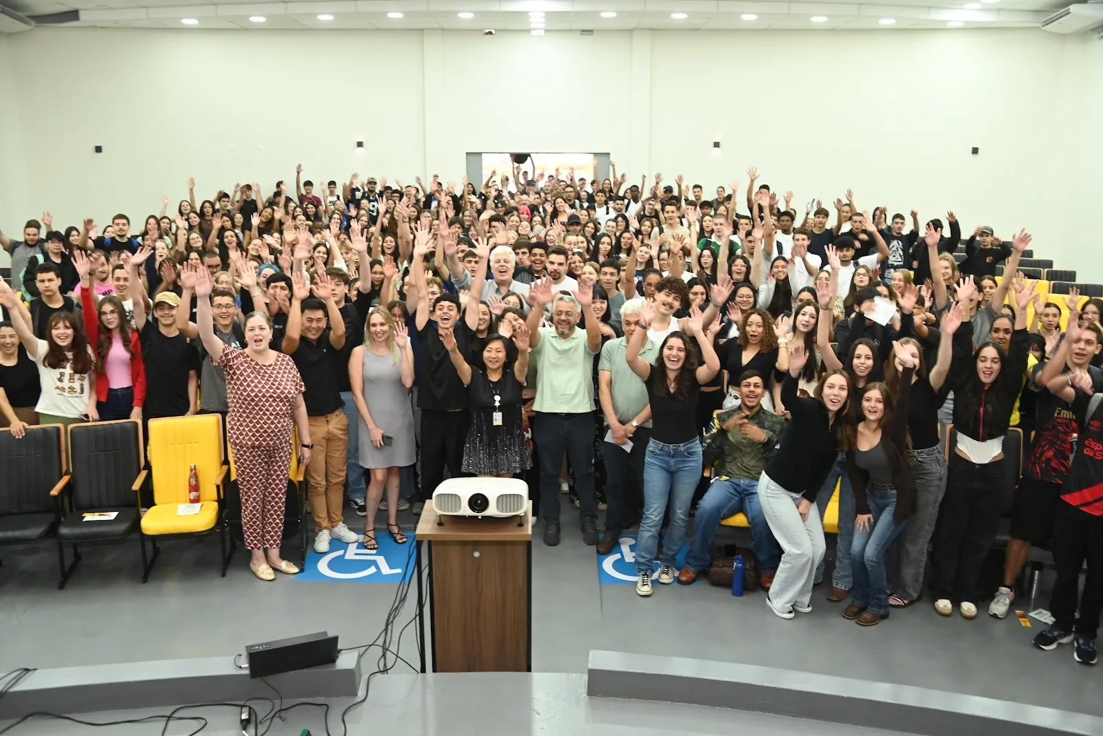 Unicentro dá boas-vindas a calouros do Câmpus Cedeteg