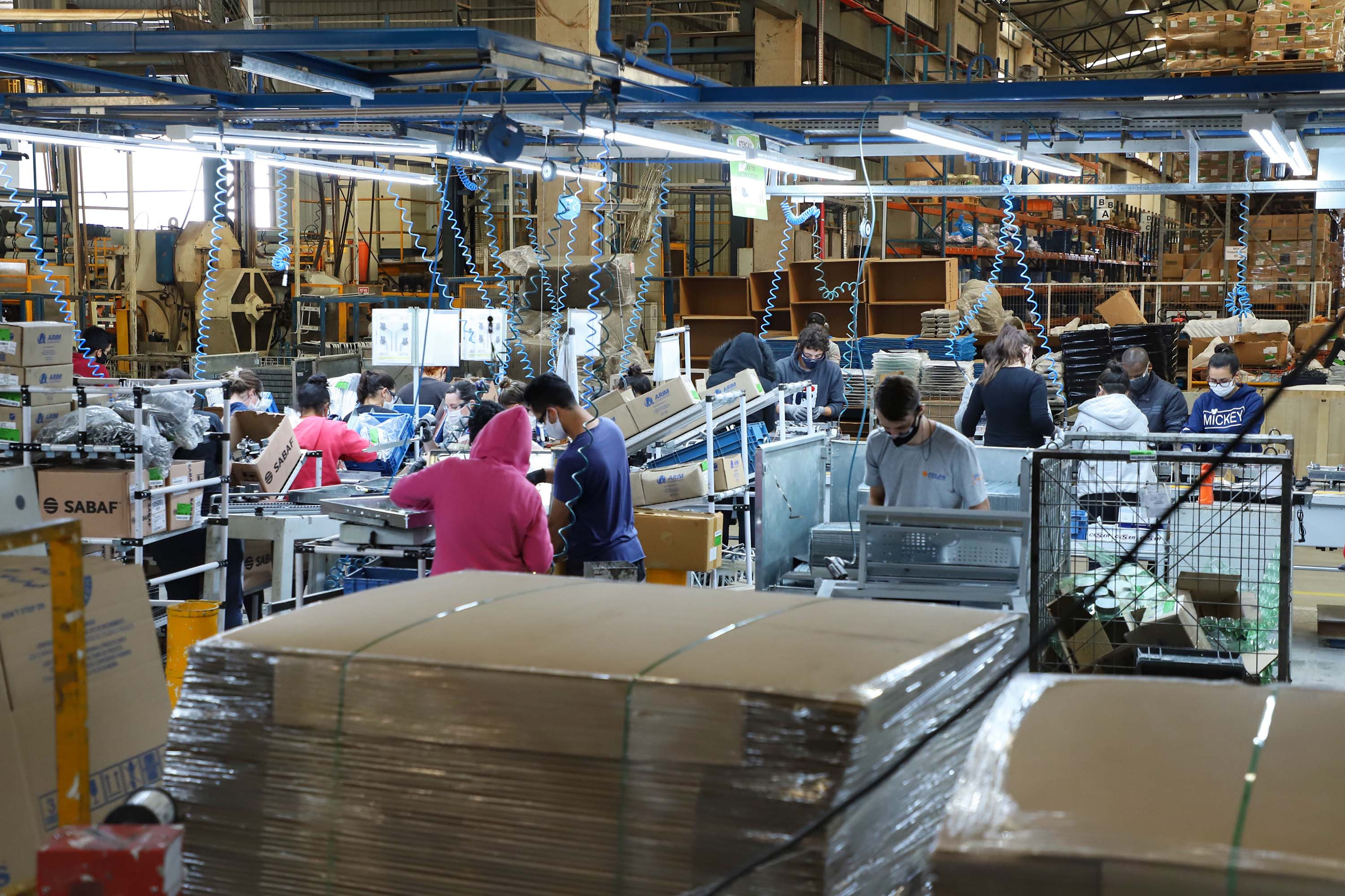 Agências do Trabalhador têm 21,8 mil vagas de emprego com carteira assinada nesta semana; Guarapuava tem 499 vagas