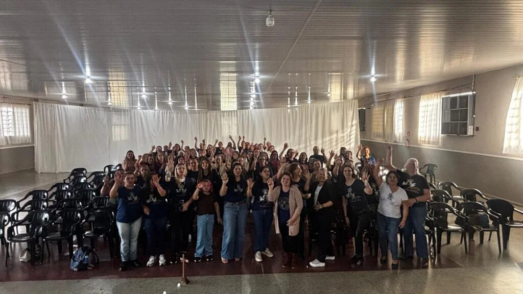 Encontro do Movimento Mães que Oram pelos Filhos reúne mais de 80 mulheres em Turvo
