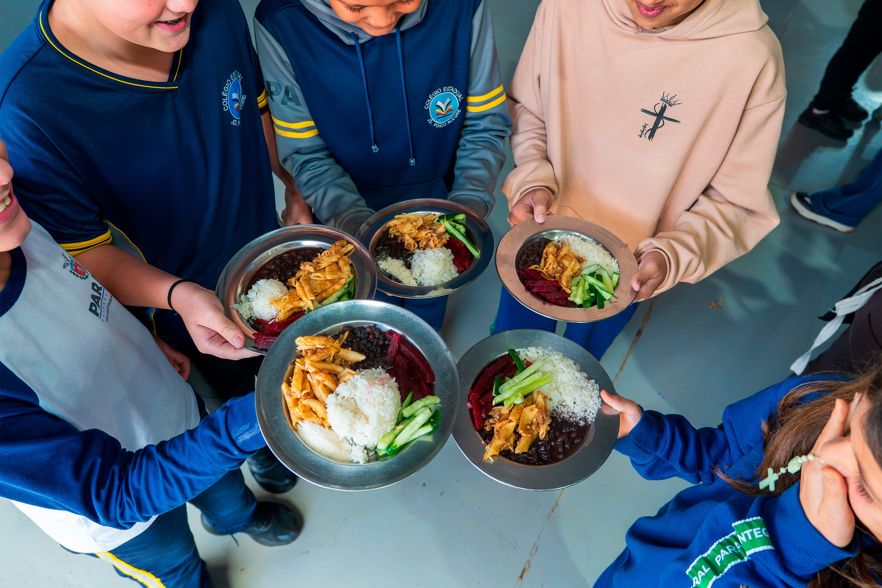 Em oito anos, Paraná investe R$ 2,8 bilhões e diversifica alimentação escolar