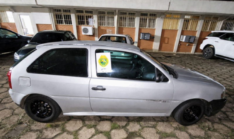 Carro clonado é recuperado e três são detidos em Guarapuava