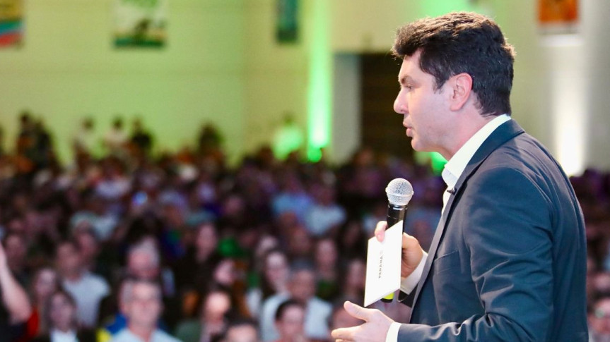 Governador anuncia Alexandre Curi na disputa pelo Senado