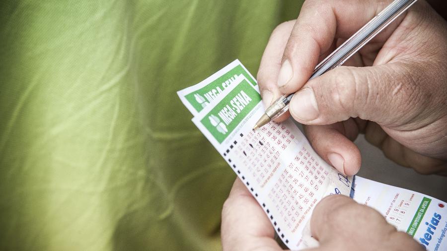 SORTE EM GUARAPUAVA! Três apostas faturam na Mega-Sena; paranaense está entre ganhadores do prêmio principal