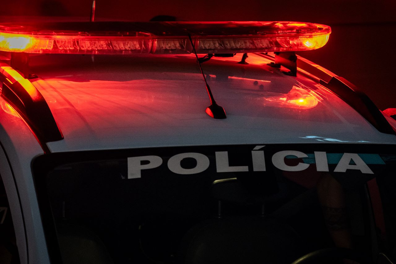 GUARAPUAVA: noite de violência termina com mulher ferida, confronto familiar e arma apreendida