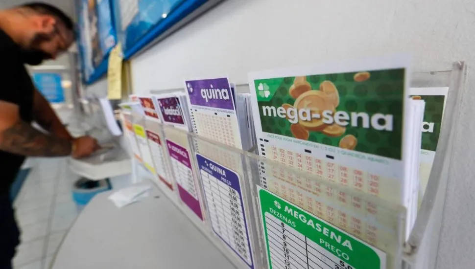 Mega tem 3 apostas premiadas com quadra nessa quinta (3); prêmio principal saltou para R$ 48 milhões