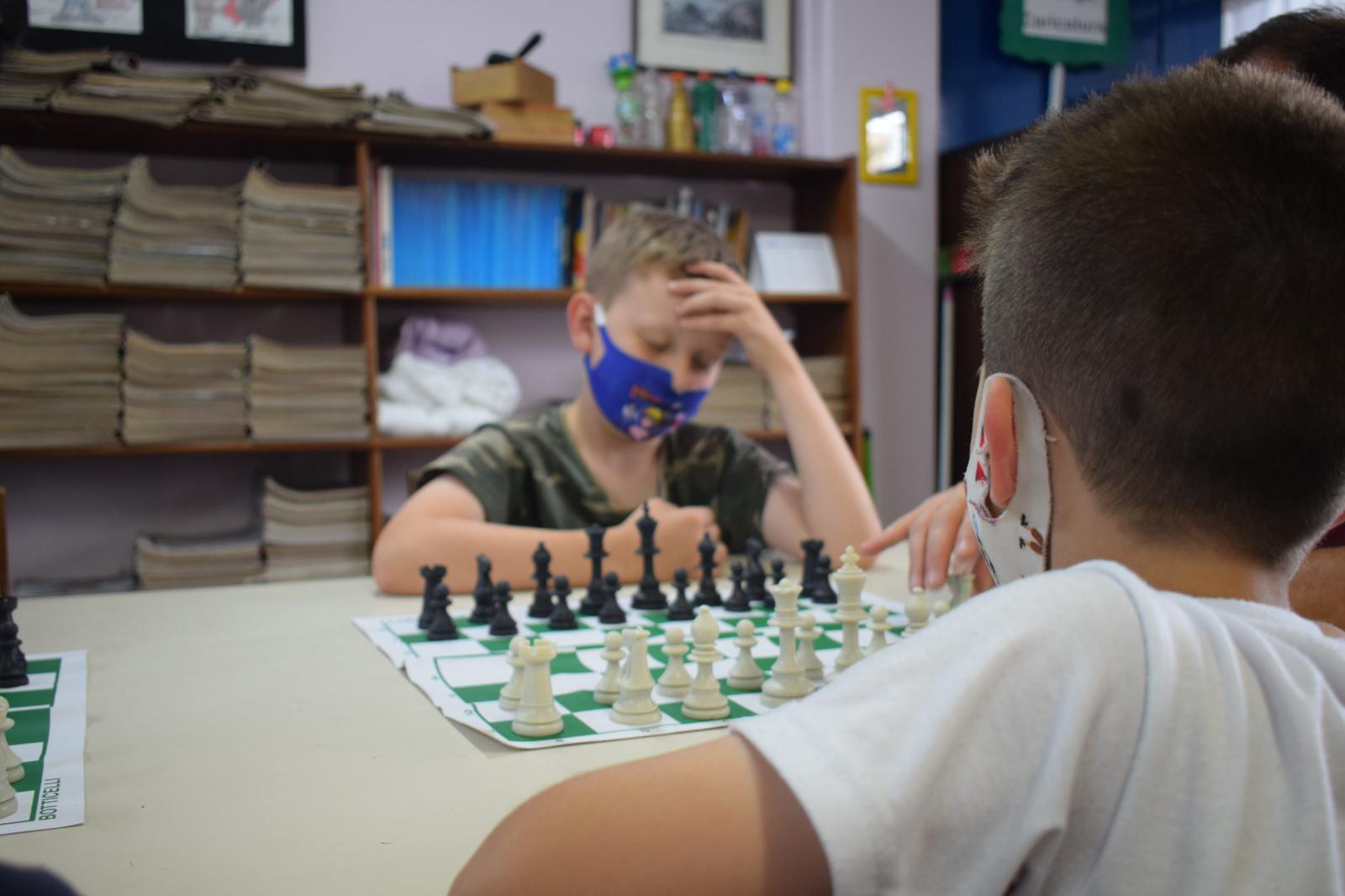 Primeiros ensinamentos sobre xadrez em 5 passos 